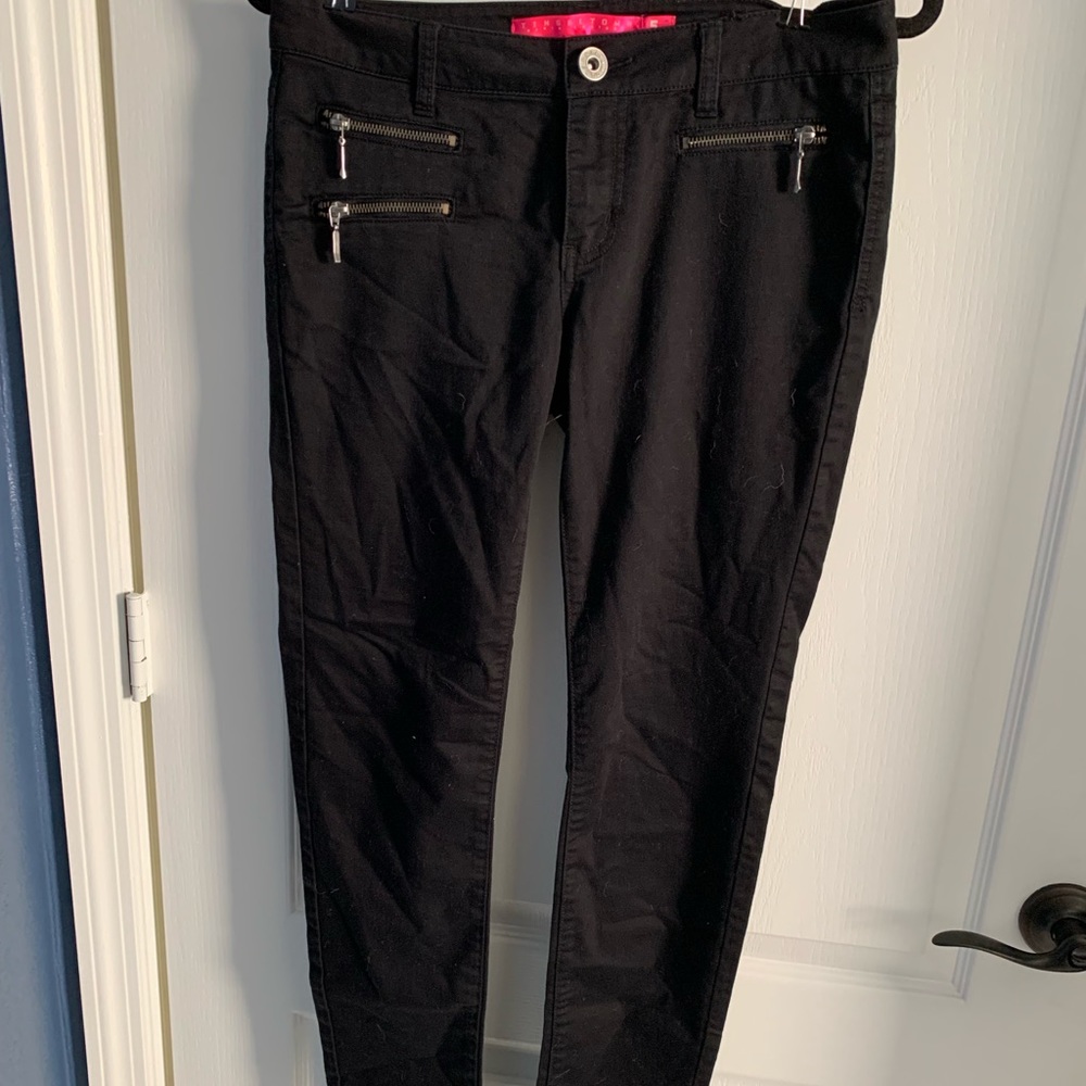 Fun zipper pockets - pants